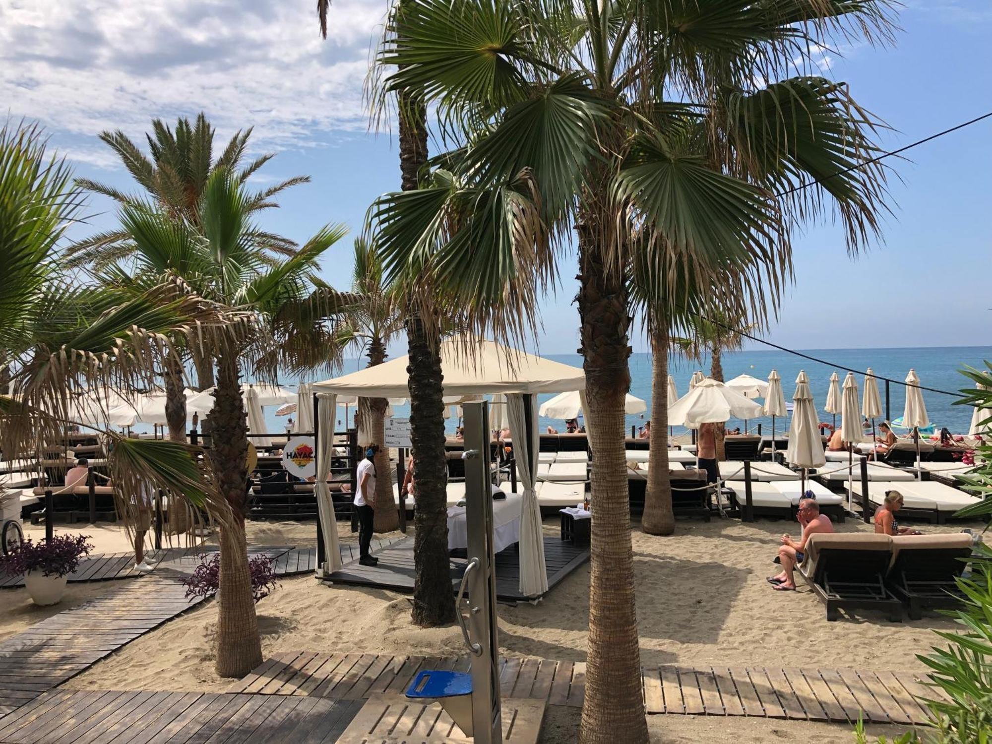 Paradise In Фуeнхирола Екстериор снимка